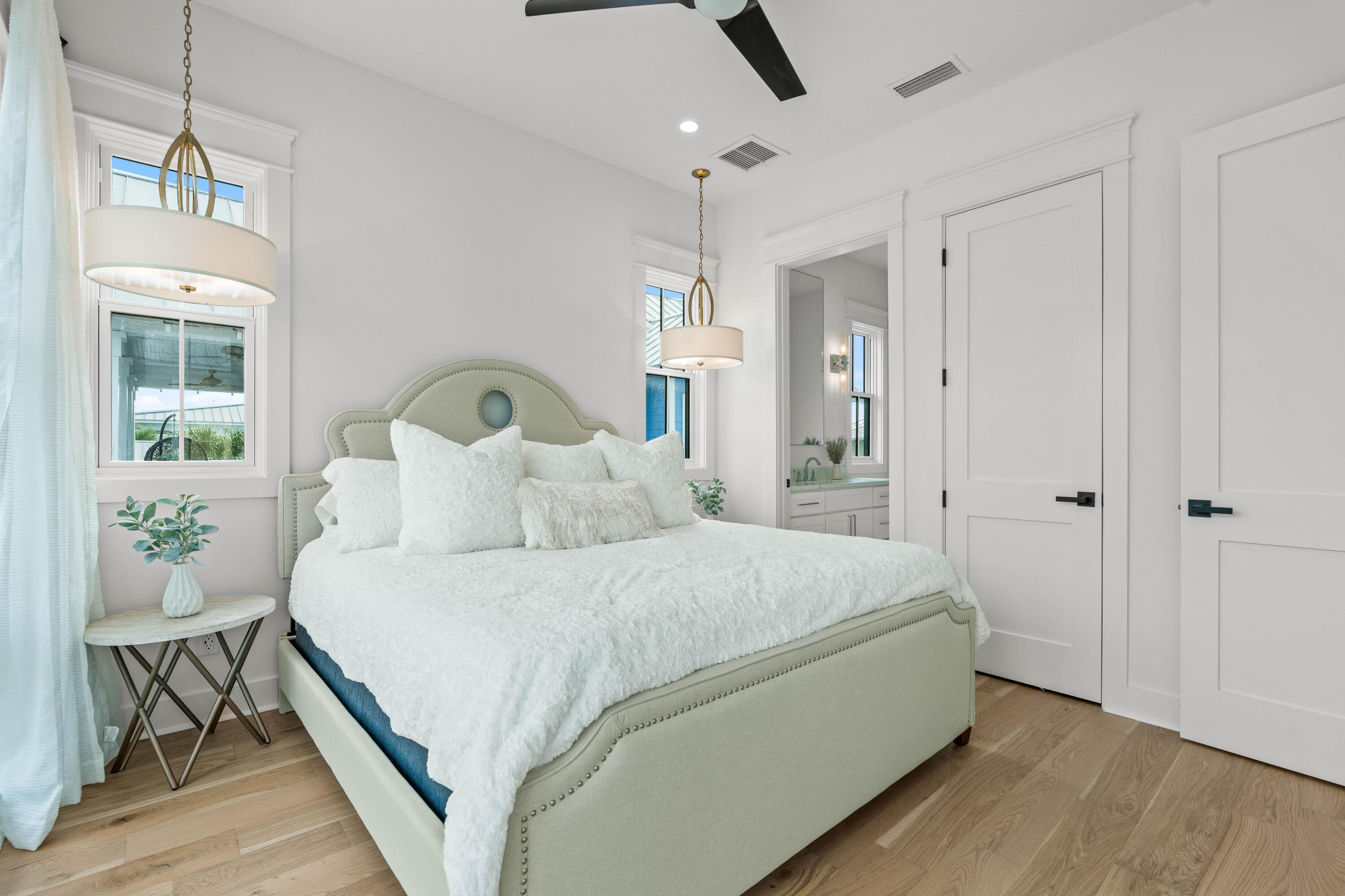 137 Parkshore Drive