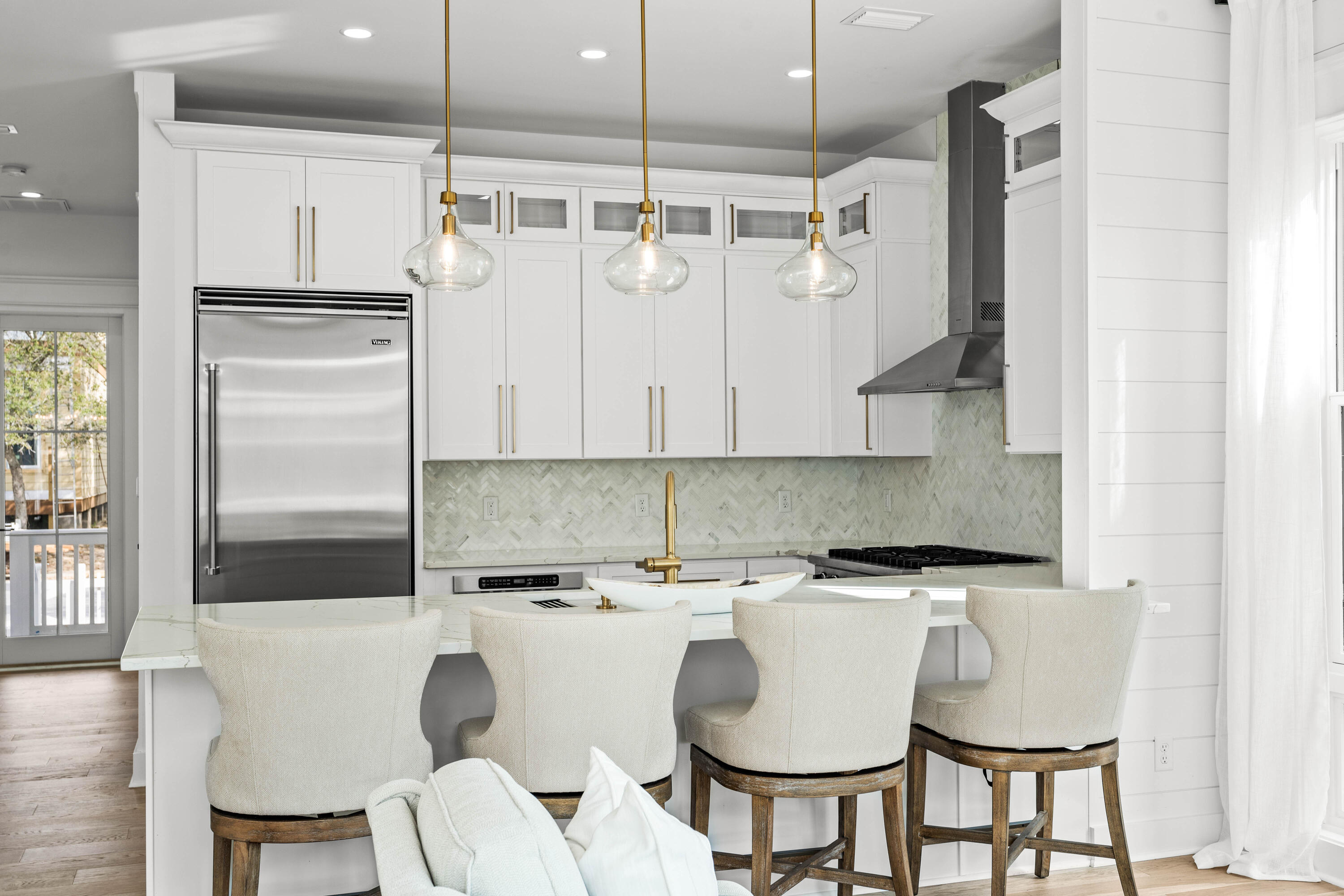 137 Parkshore Drive