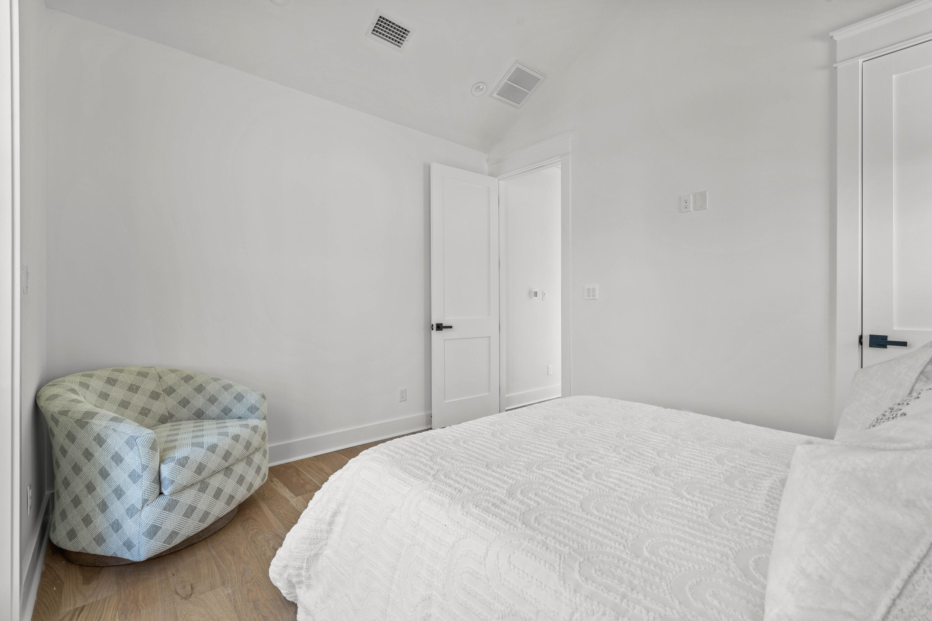 137 Parkshore Drive