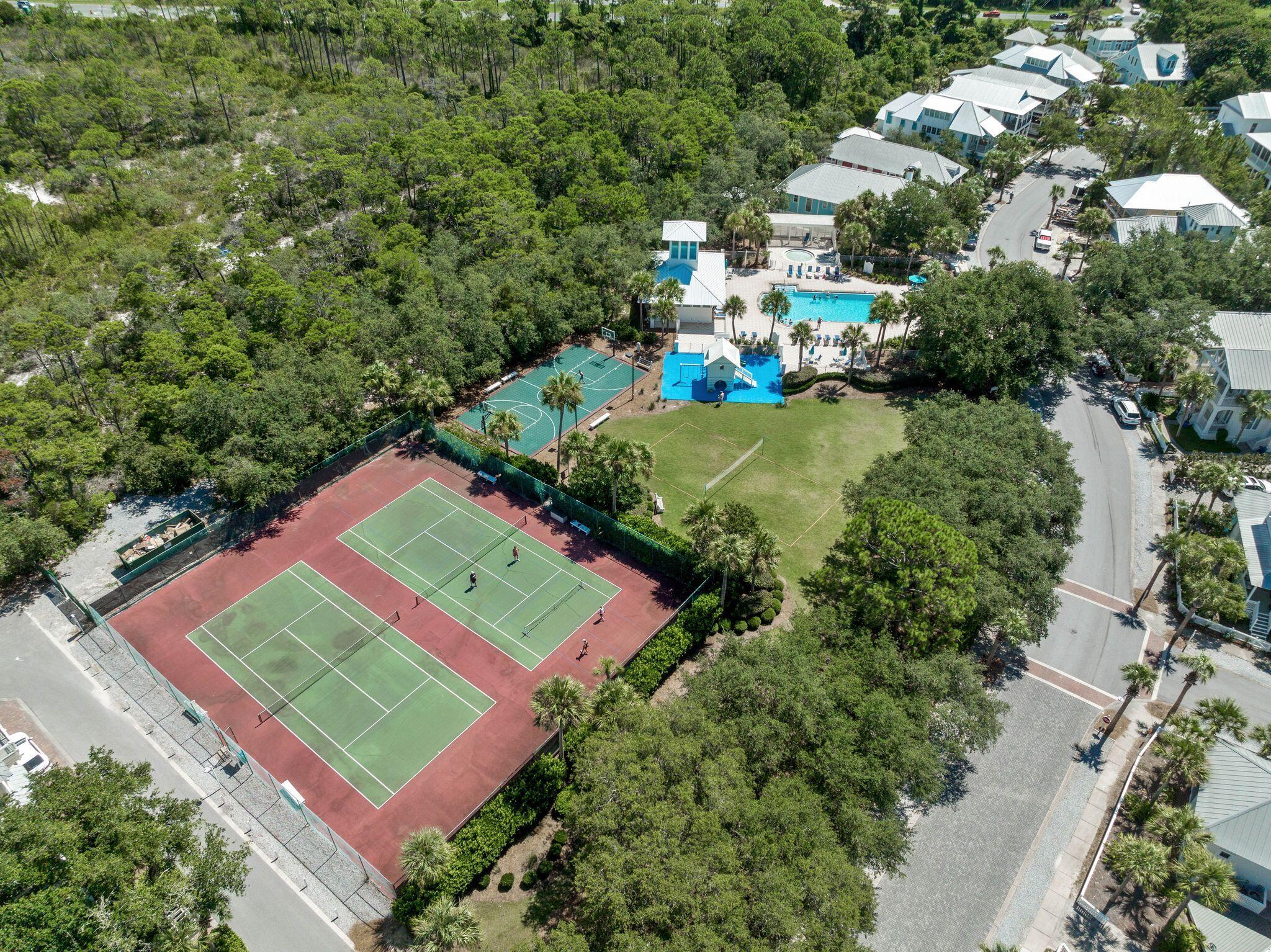 137 Parkshore Drive