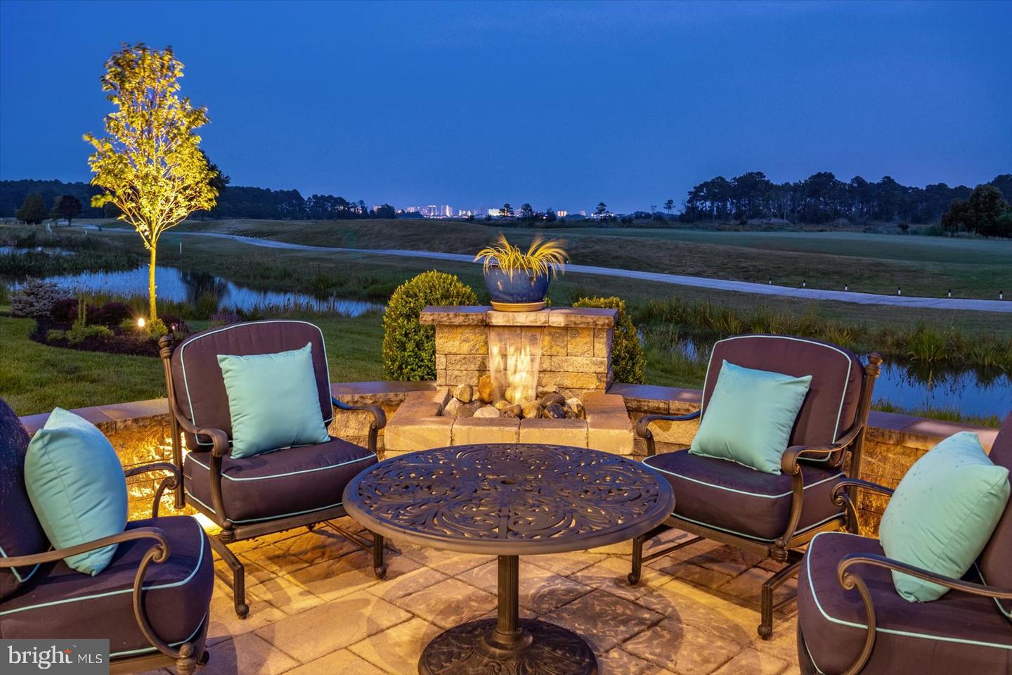 26064 Crosswinds Landing