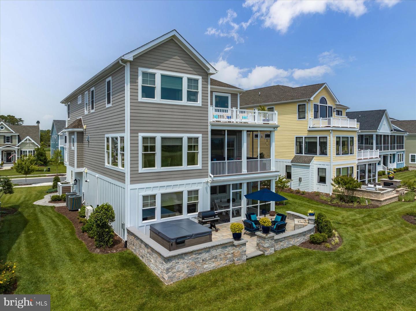 26064 Crosswinds Landing