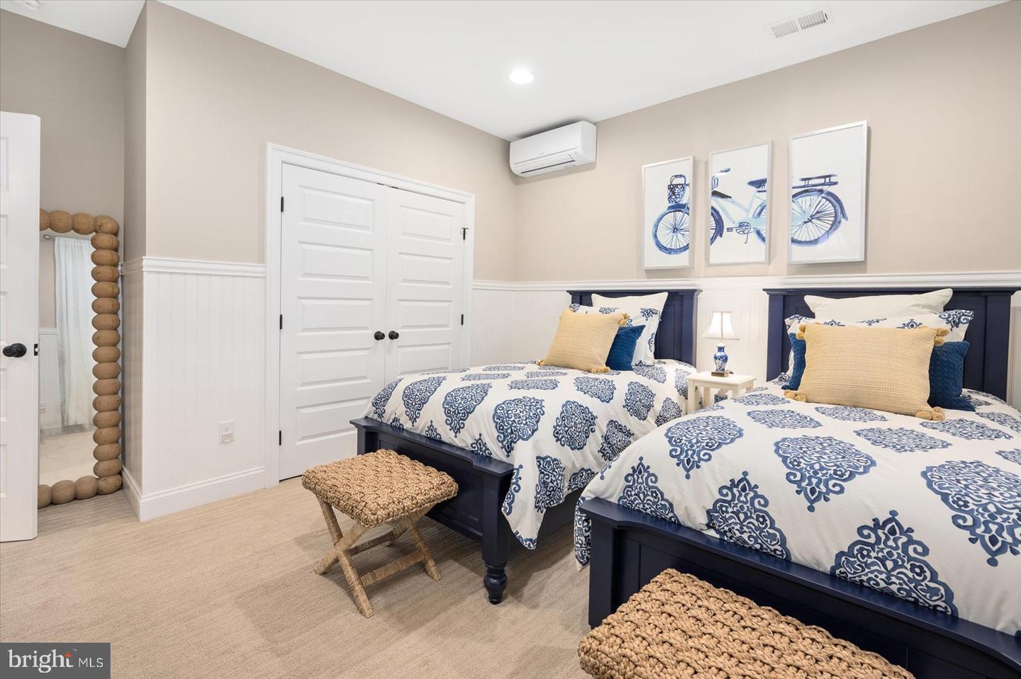 26064 Crosswinds Landing