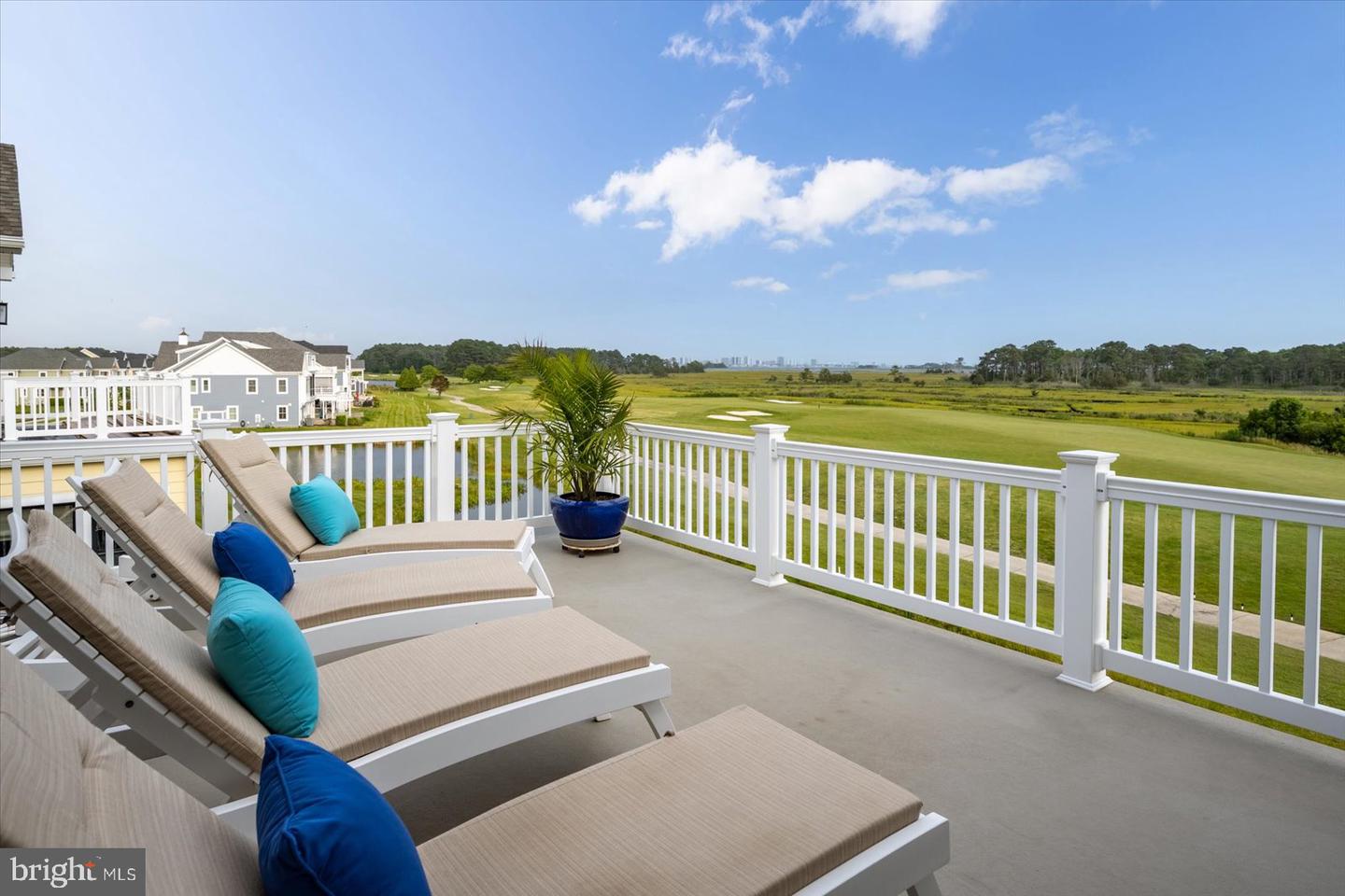 26064 Crosswinds Landing