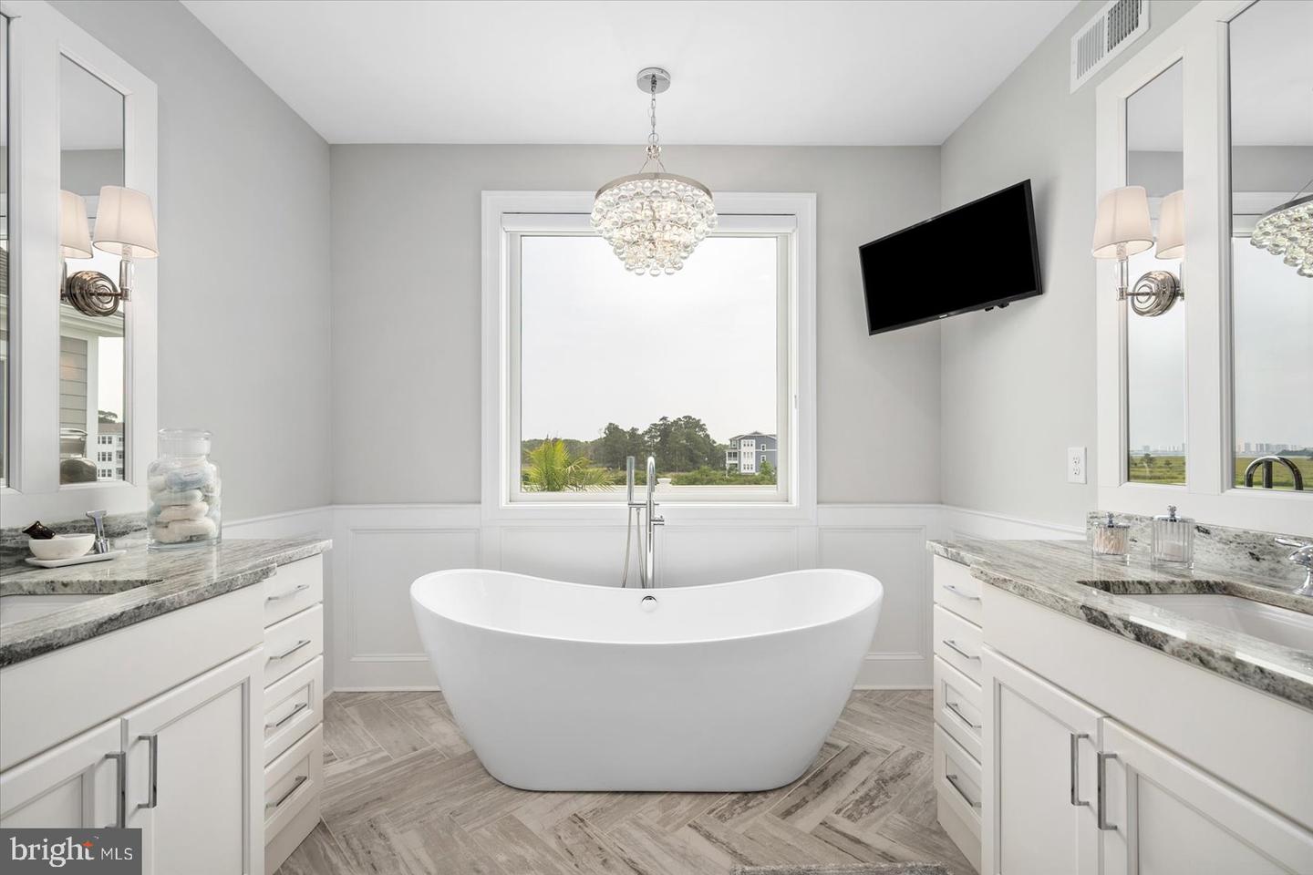 26064 Crosswinds Landing