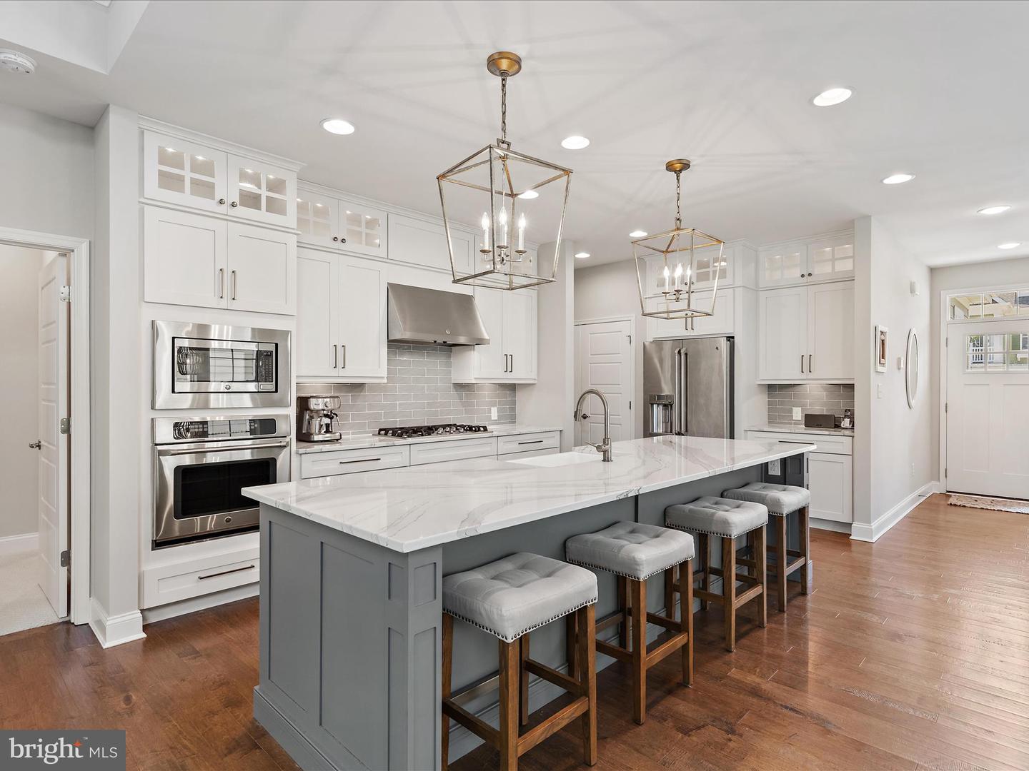 30497 N Magnolia Crossing