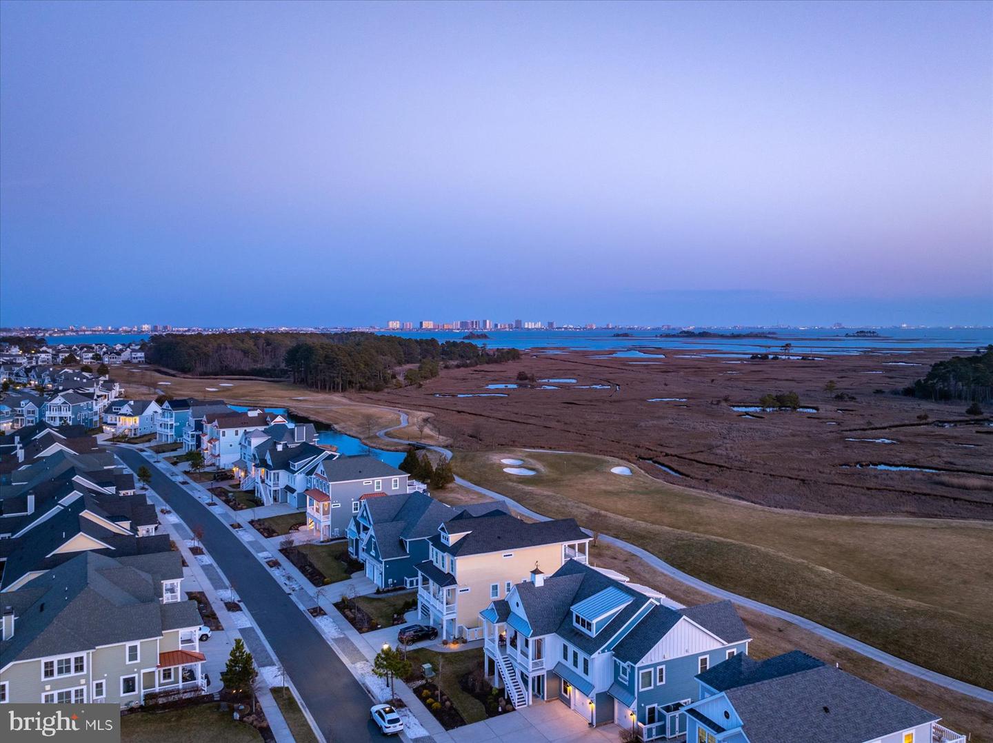 30302 Sea Watch Walk