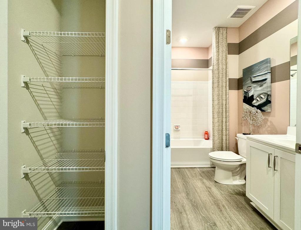 19048 Lilly Pond Cir