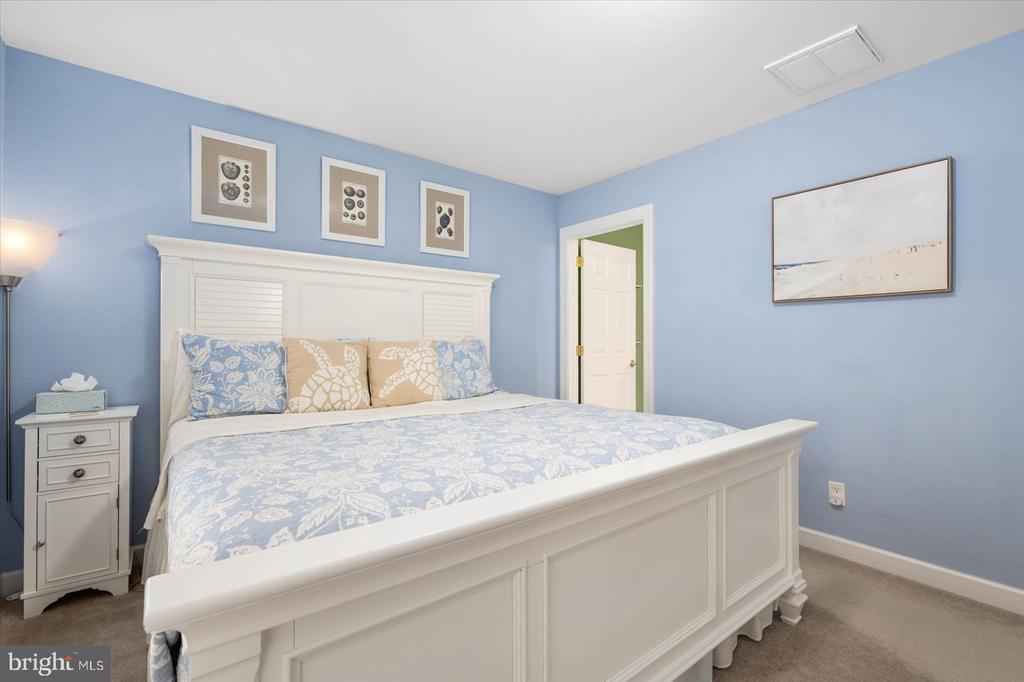 31463 Forsythia Dr