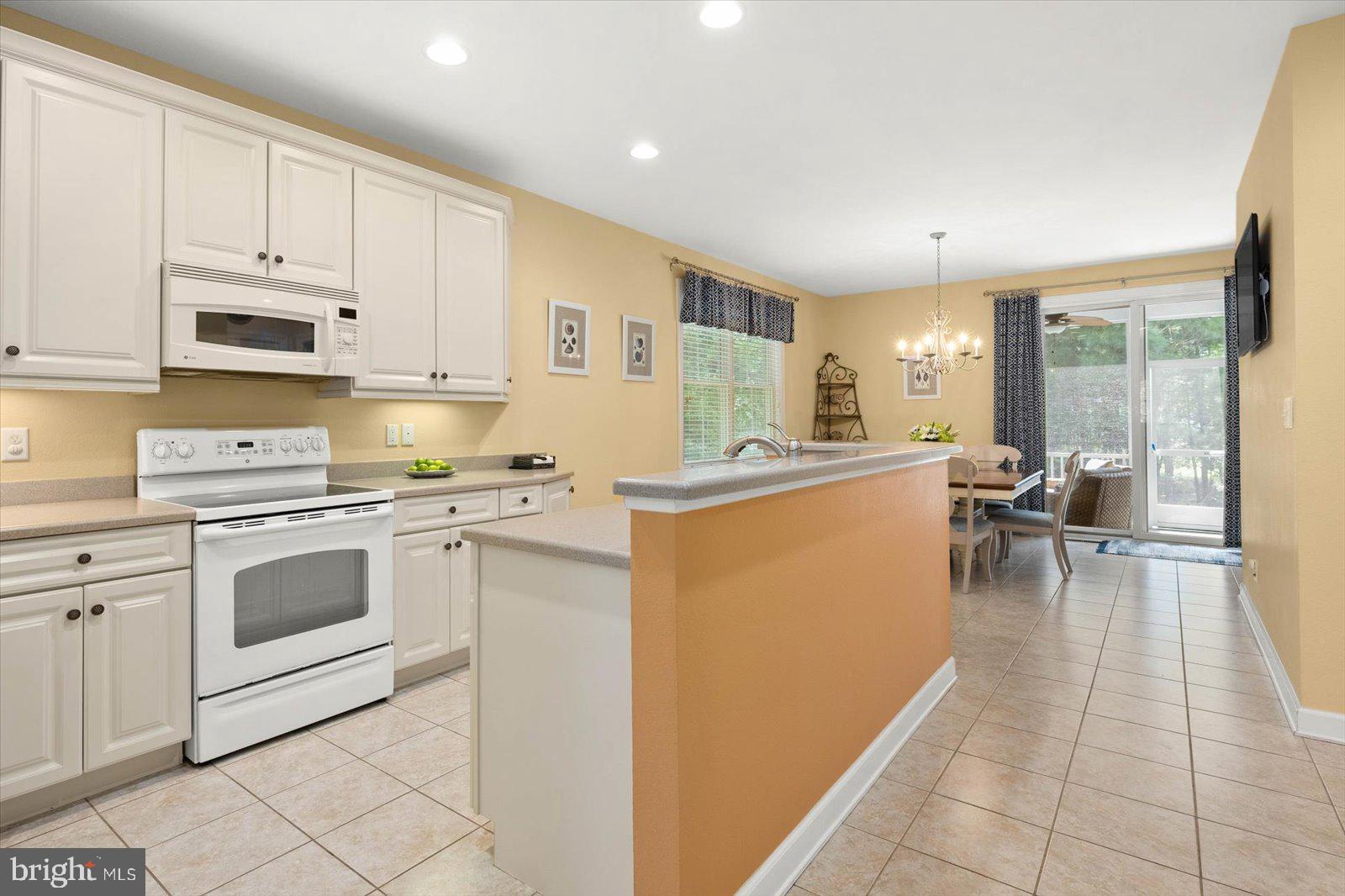 31463 Forsythia Dr