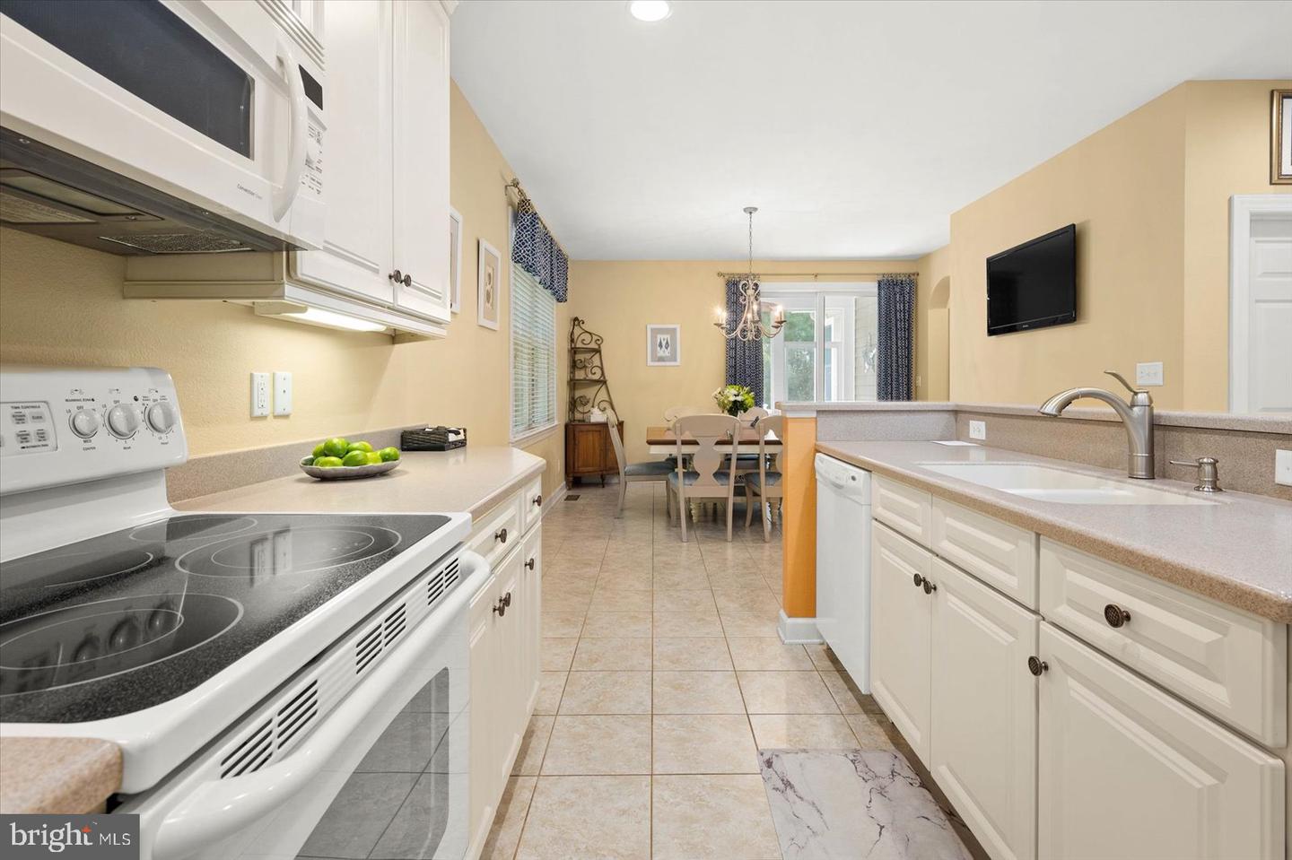 31463 Forsythia Dr