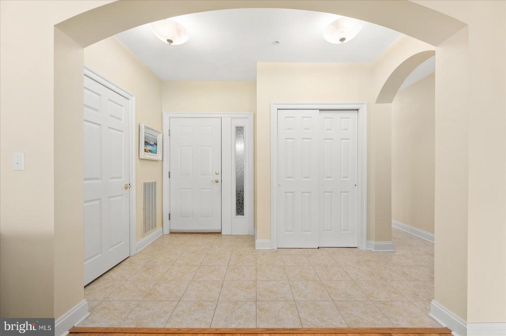 31726 Lakeview Dr #203