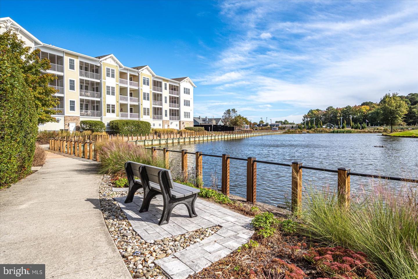31726 Lakeview Dr #203