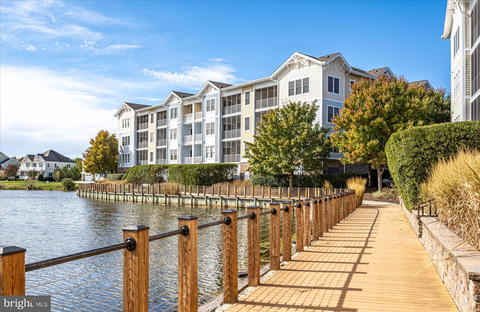 31726 Lakeview Dr #203
