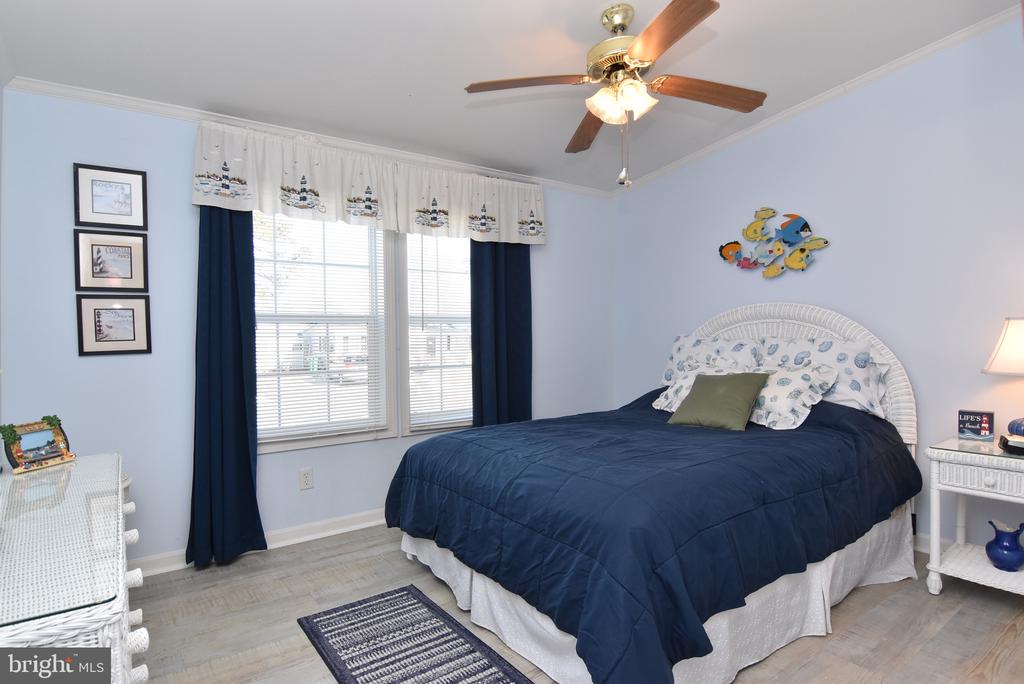 35408 Lagoon Ln