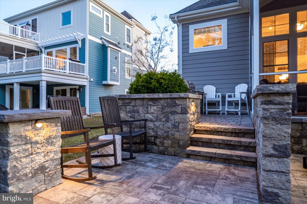 26409 Crosswinds Lndg