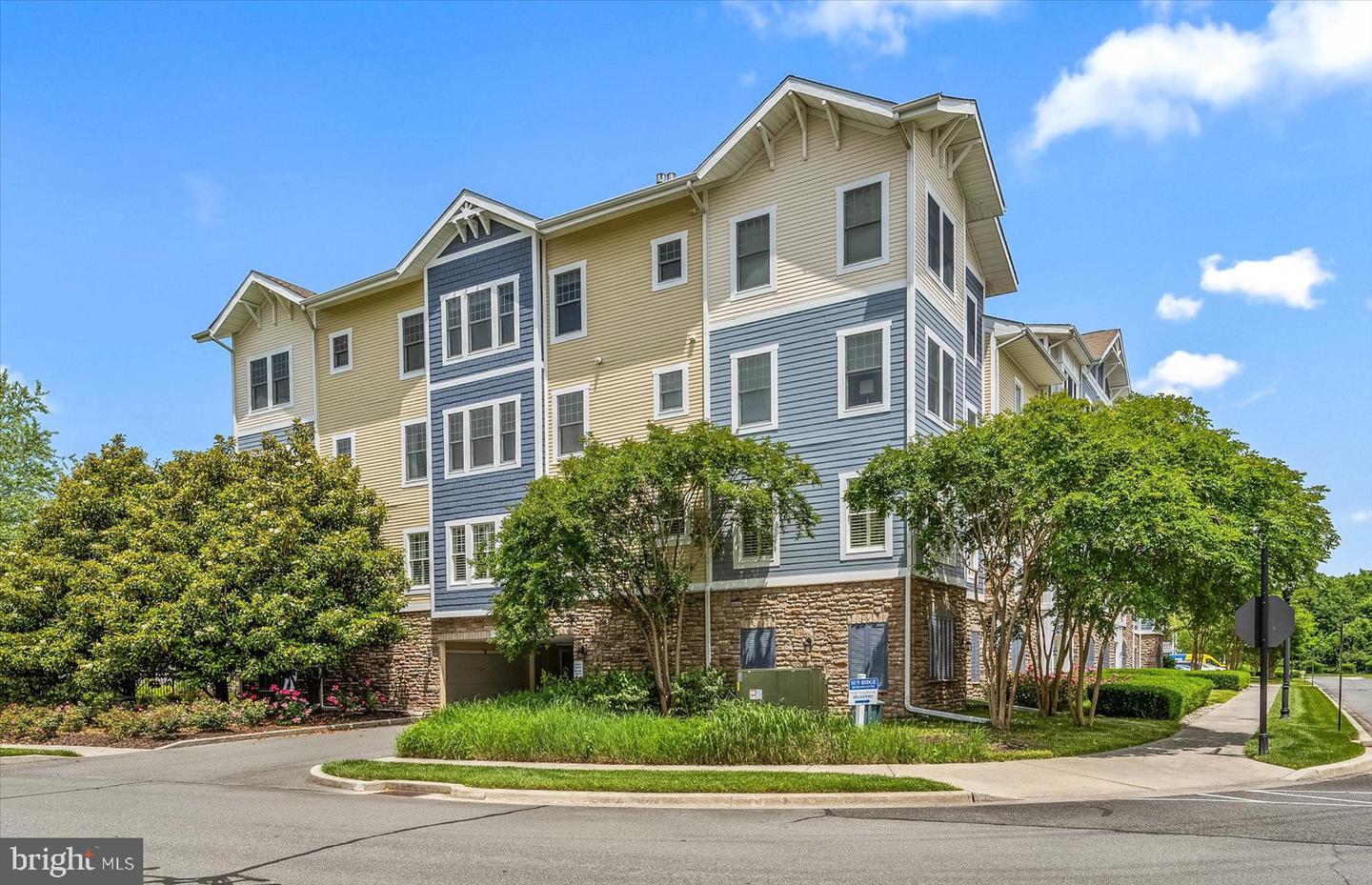38414 Boxwood Ter #101b