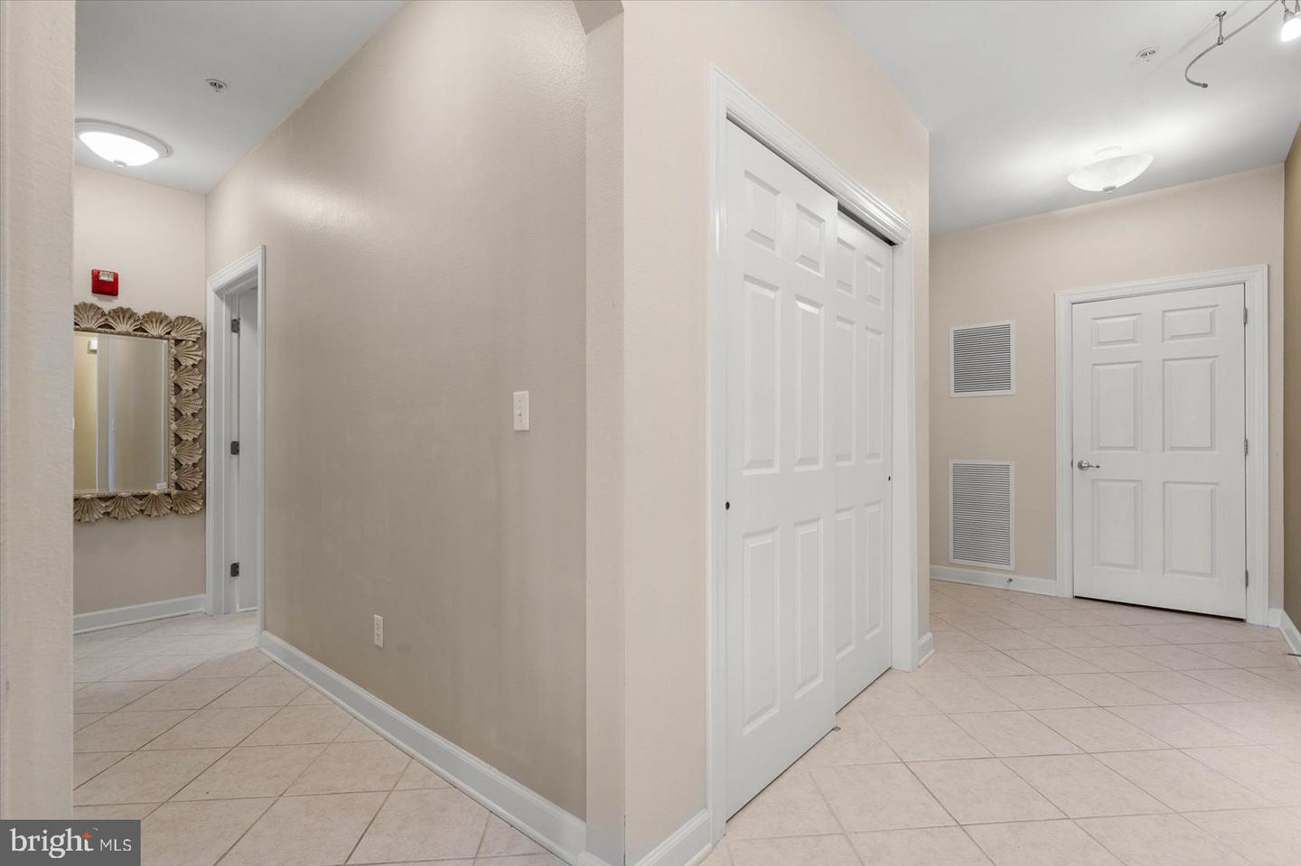 38415 Boxwood Ter #104b
