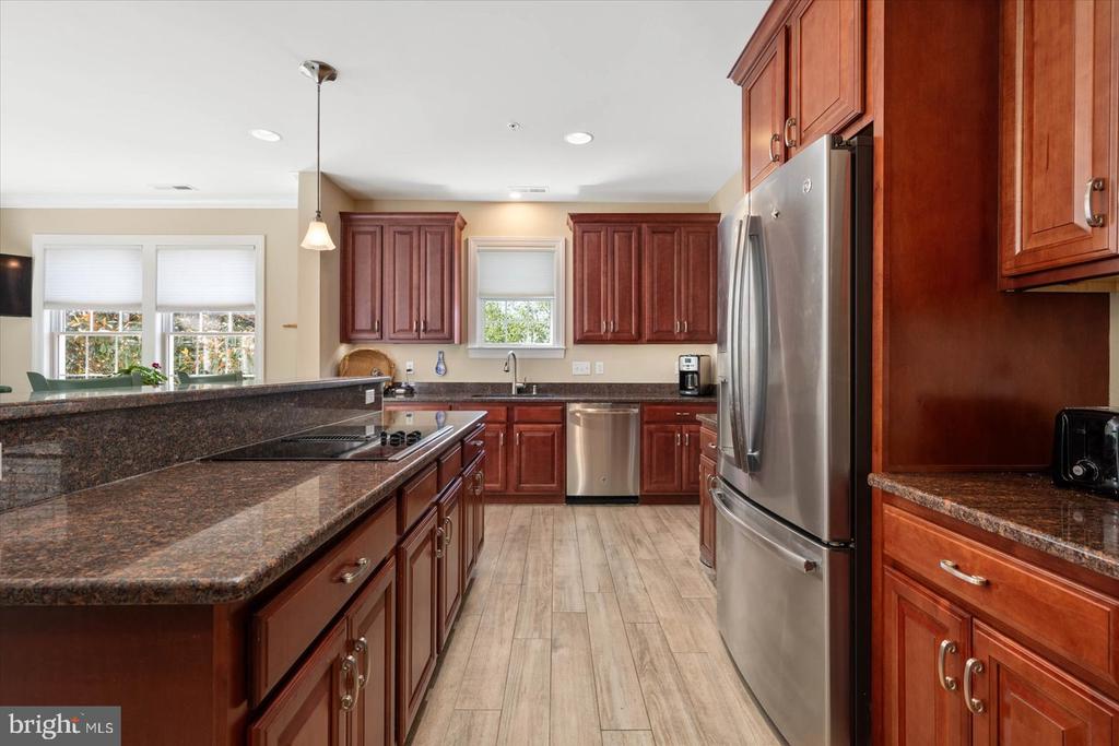 38415 Boxwood Ter #104b