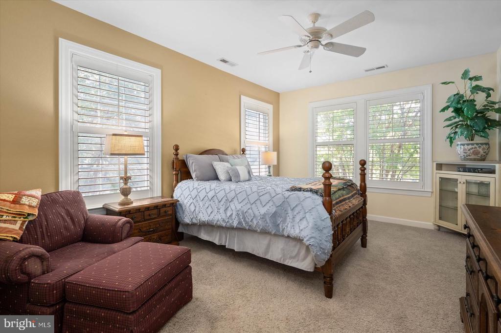38415 Boxwood Ter #104b