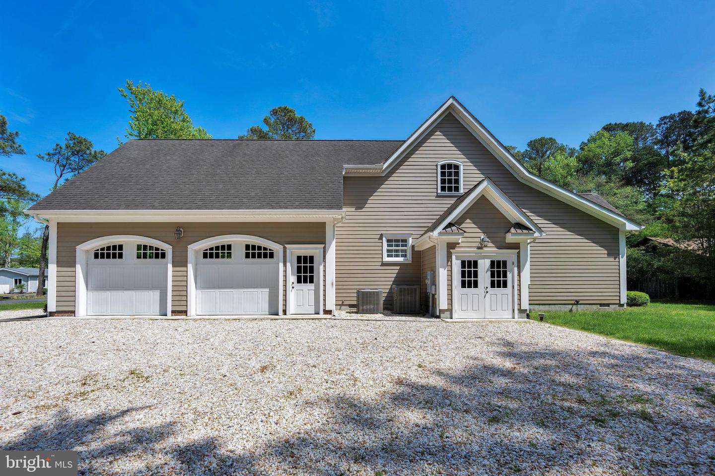 18 Short Rd
