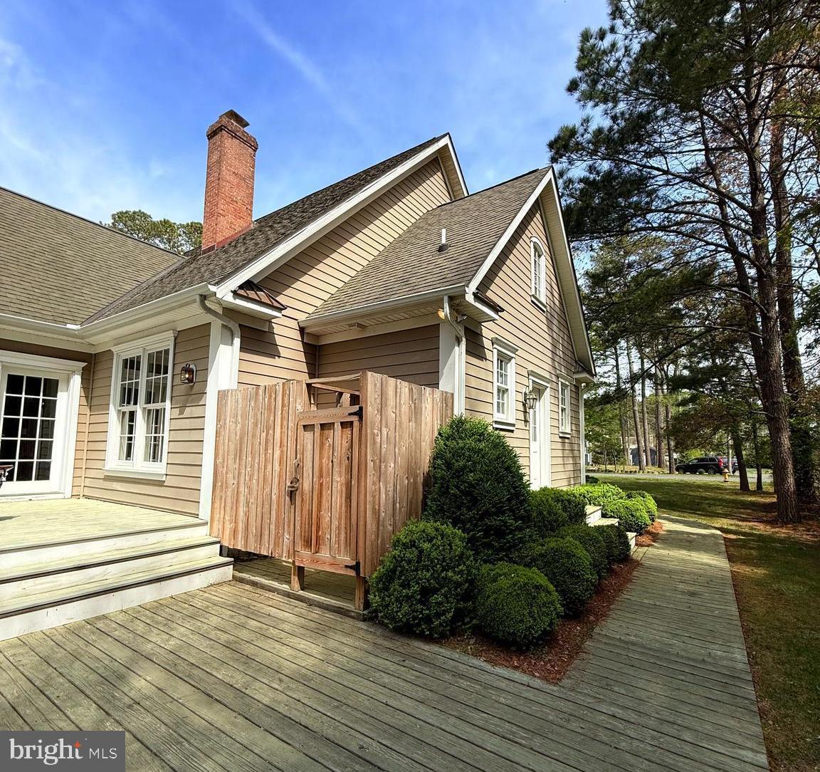 18 Short Rd
