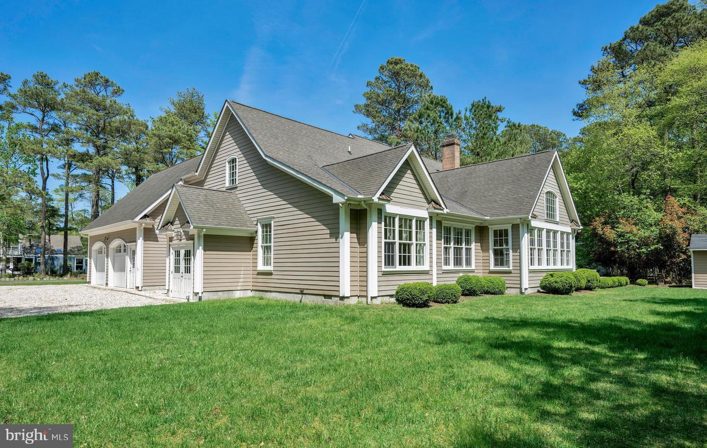 18 Short Rd
