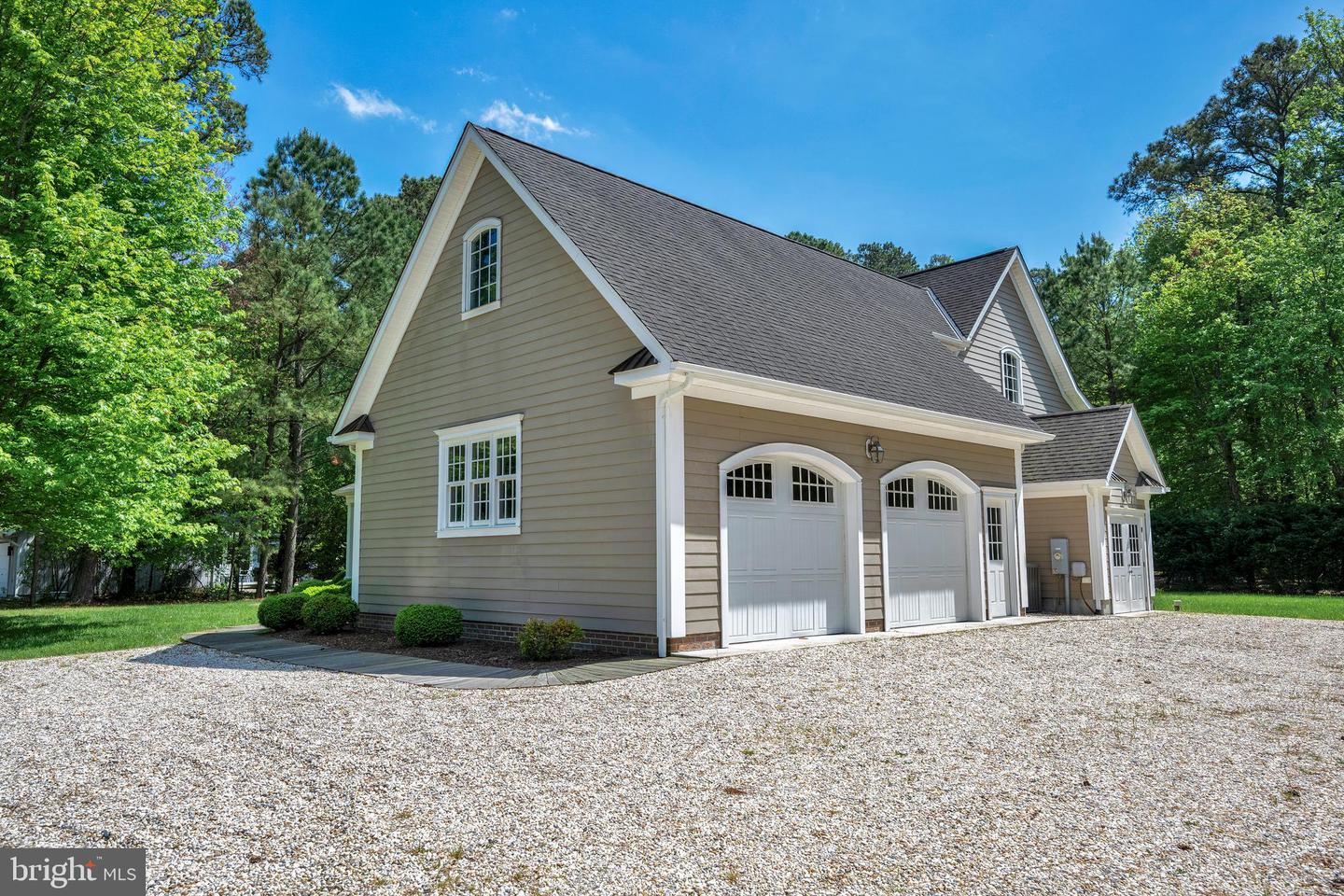 18 Short Rd