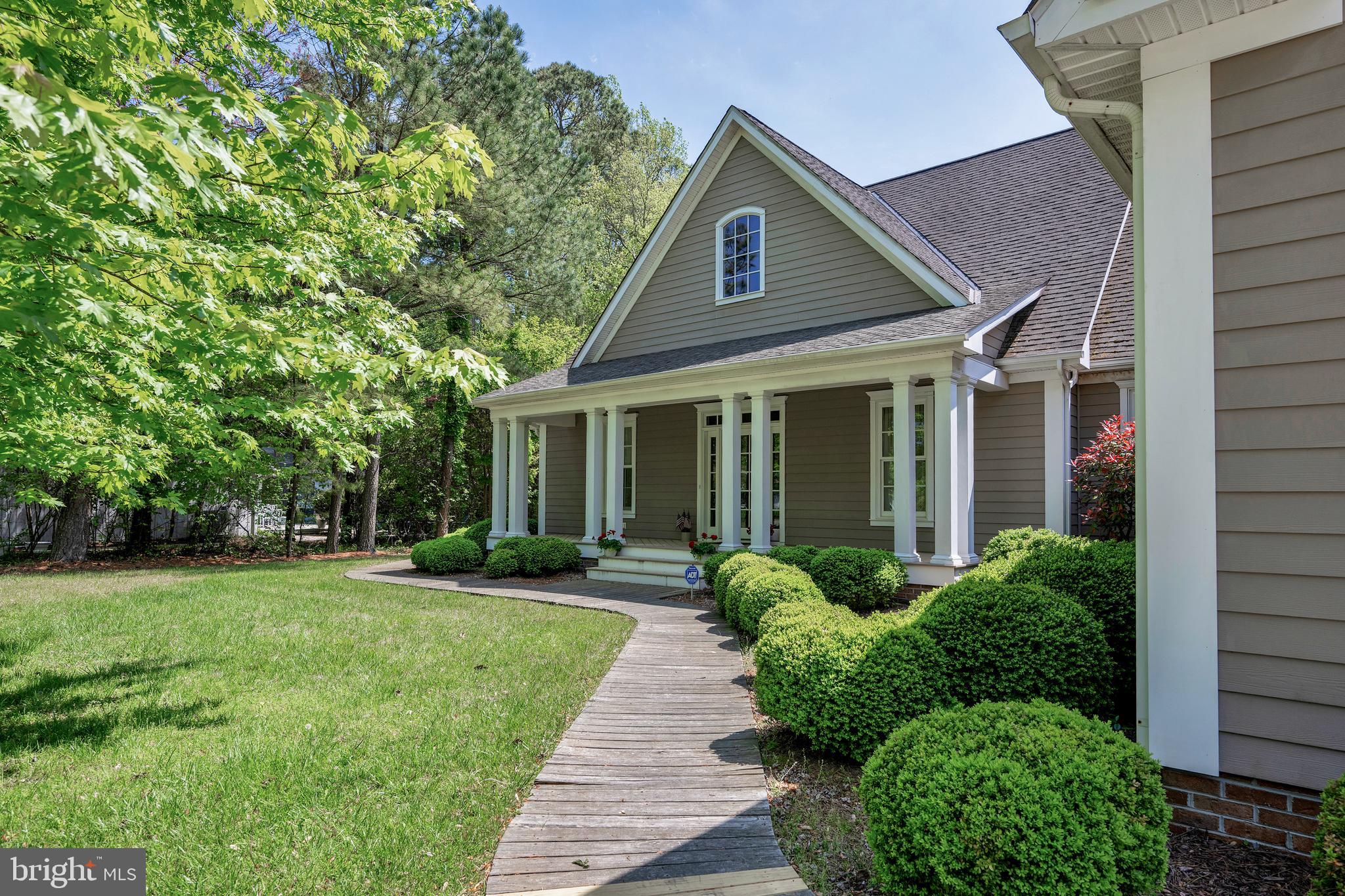18 Short Rd
