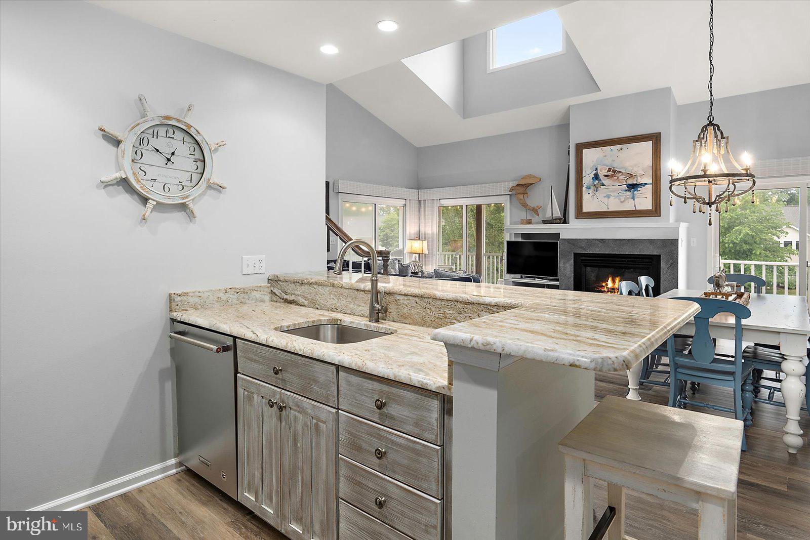 39184 PINE LAKE DRIVE 55039