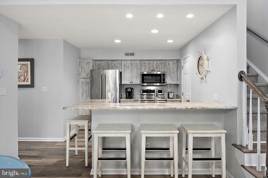 39184 PINE LAKE DRIVE 55039