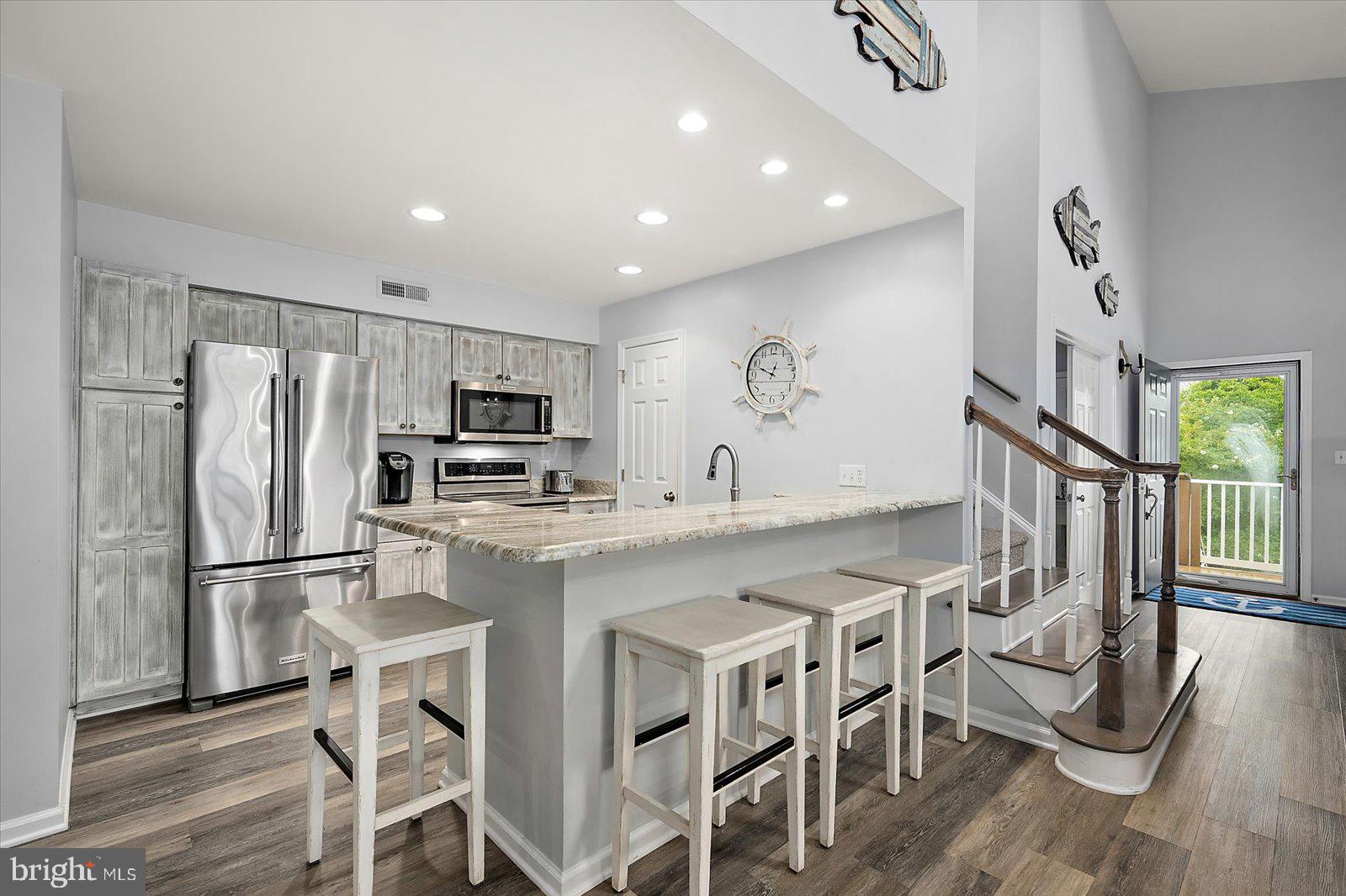 39184 PINE LAKE DRIVE 55039