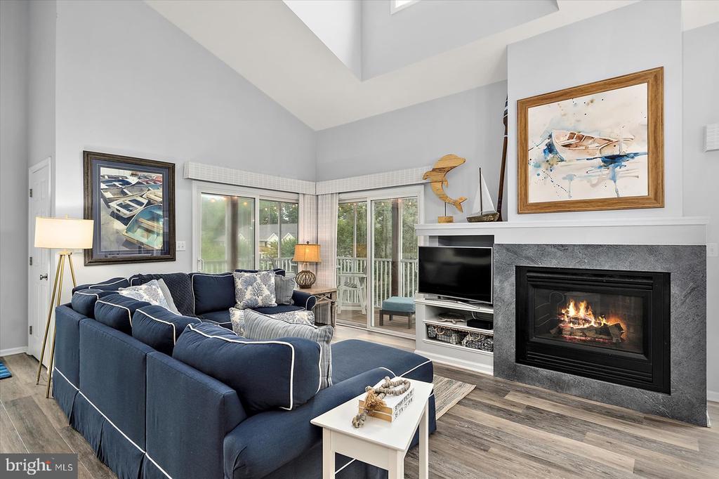 39184 PINE LAKE DRIVE 55039