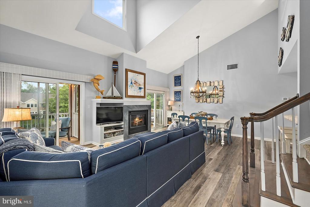 39184 PINE LAKE DRIVE 55039