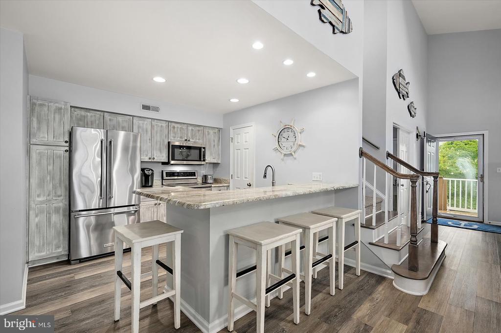 39184 PINE LAKE DRIVE 55039