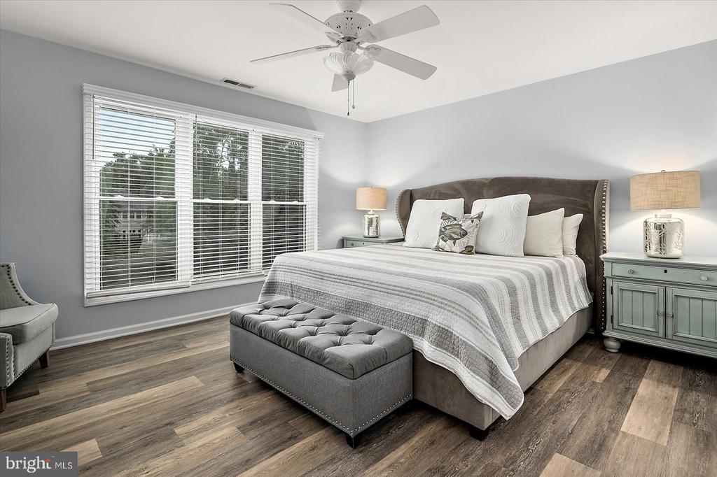 39184 PINE LAKE DRIVE 55039