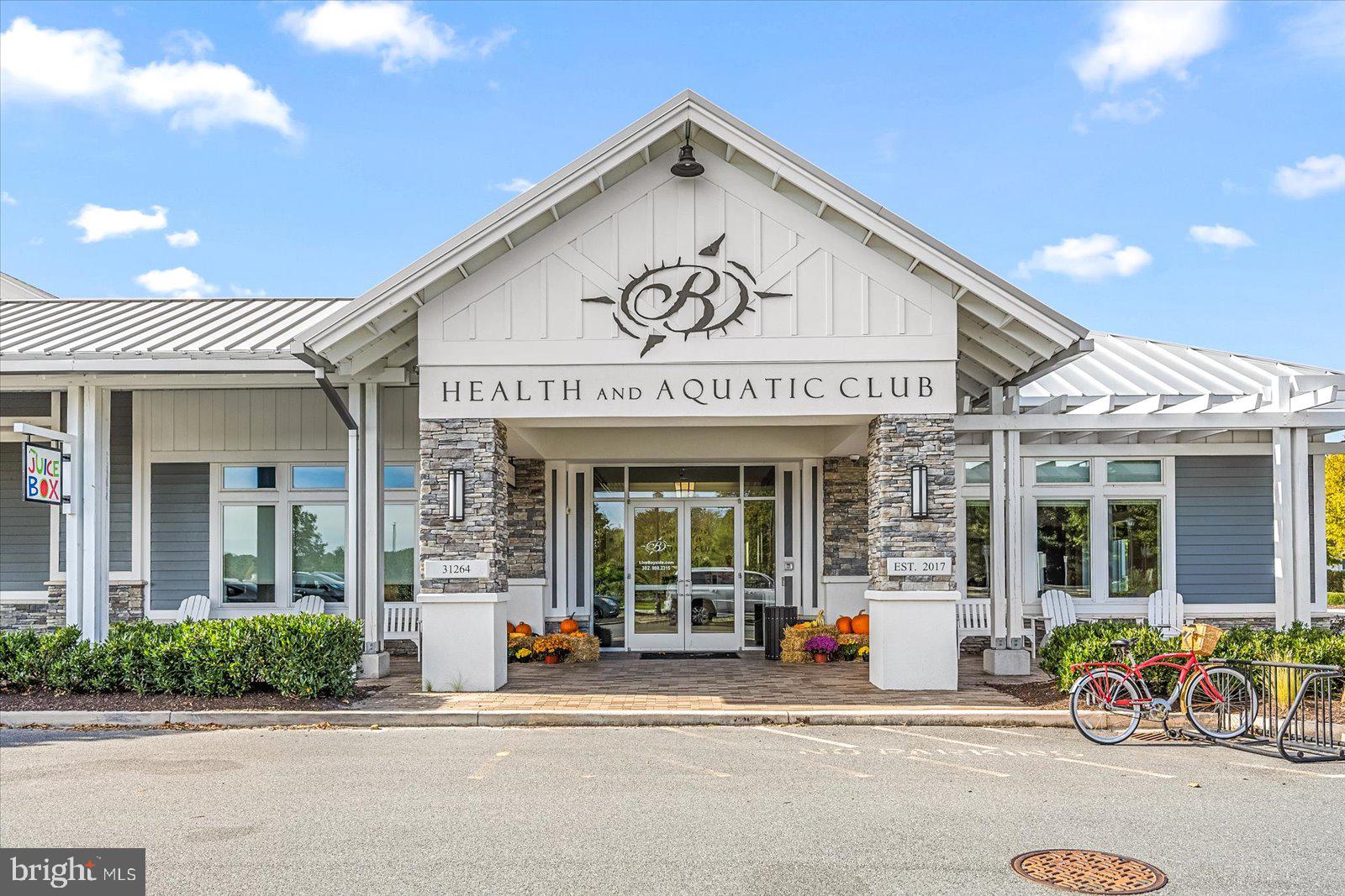 30361 SEA WATCH WALK