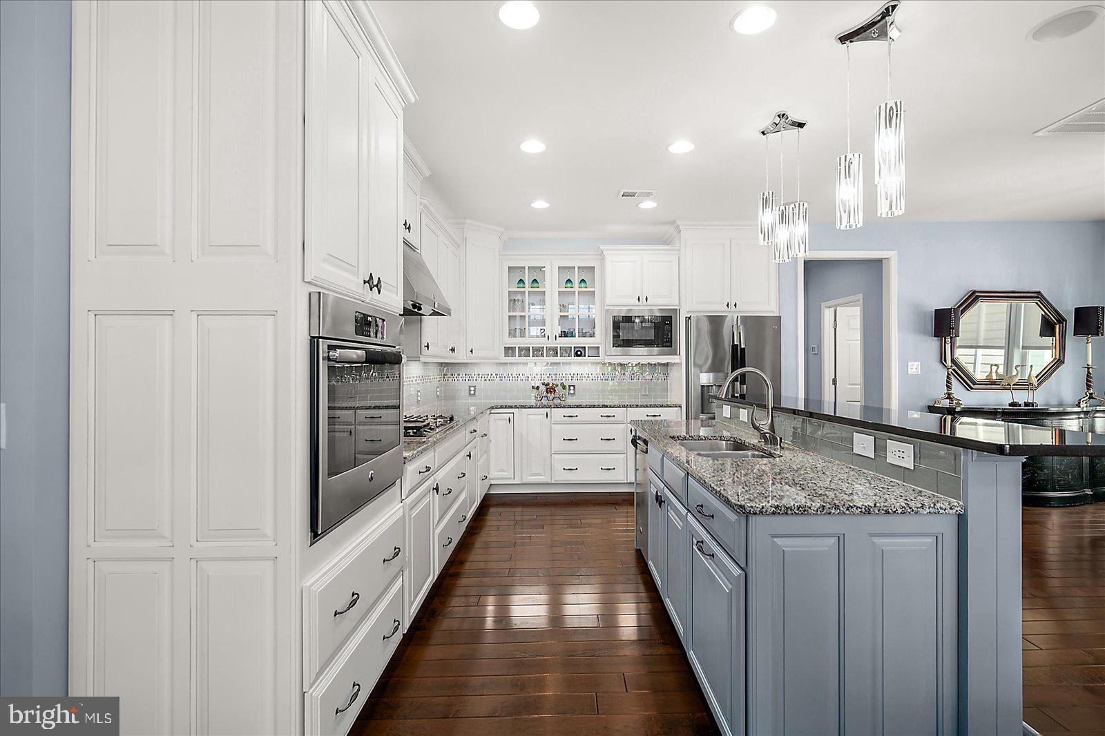 30361 SEA WATCH WALK