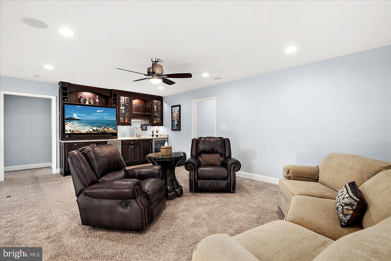 30361 SEA WATCH WALK