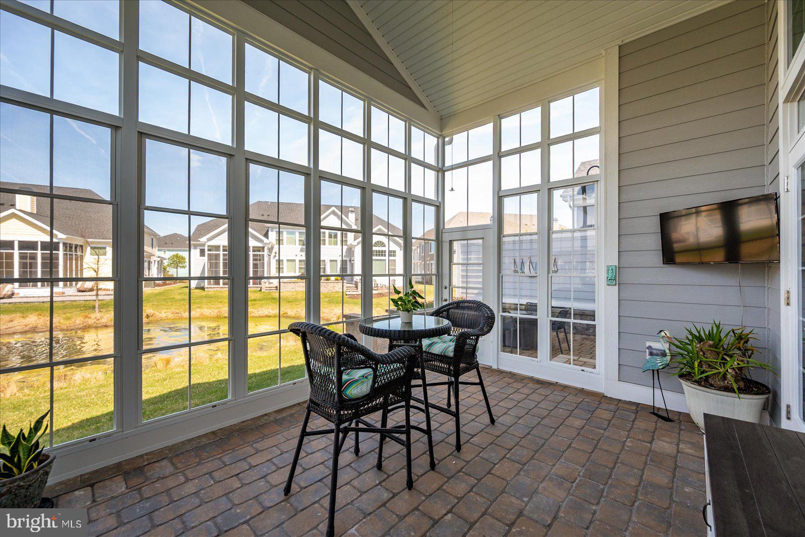 30361 SEA WATCH WALK