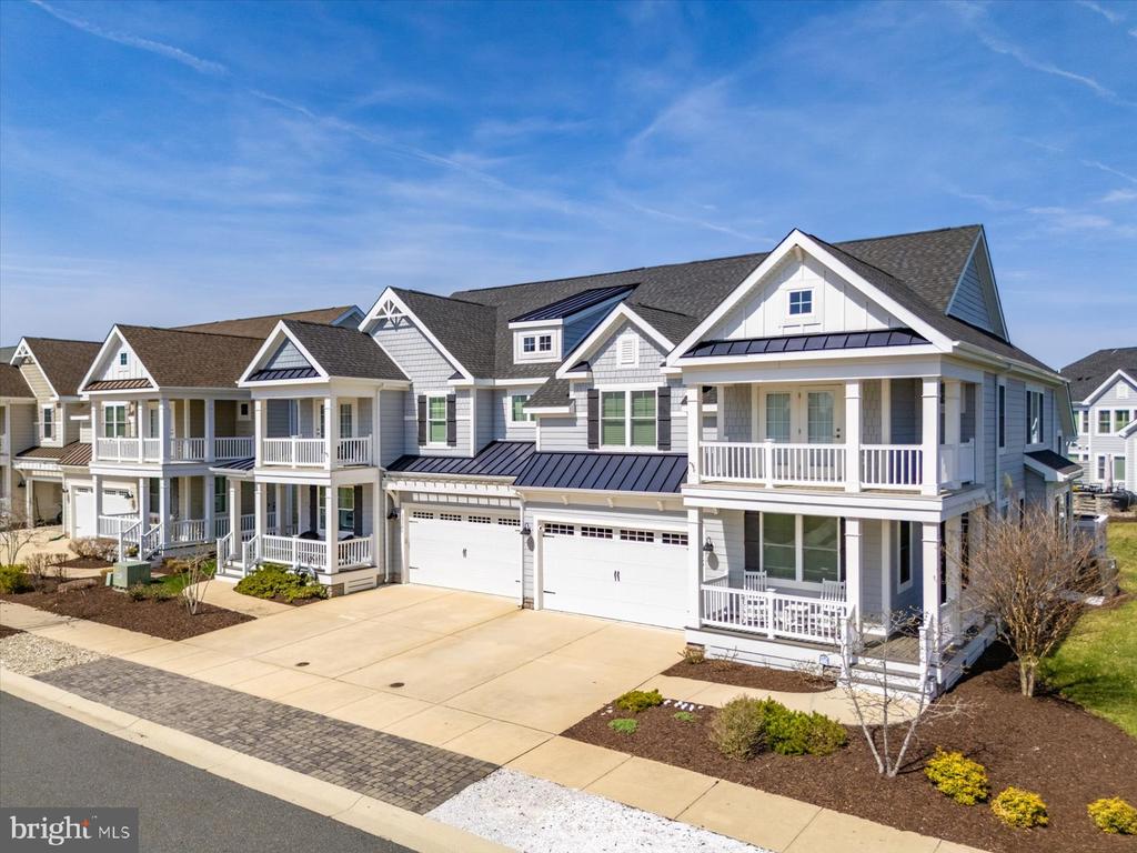 30361 SEA WATCH WALK