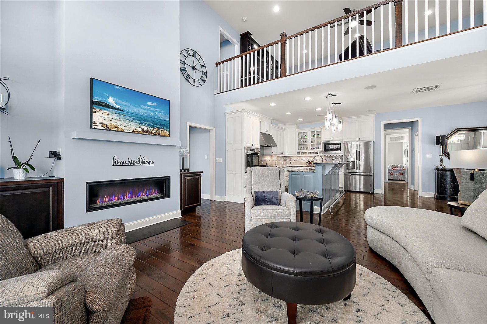 30361 SEA WATCH WALK