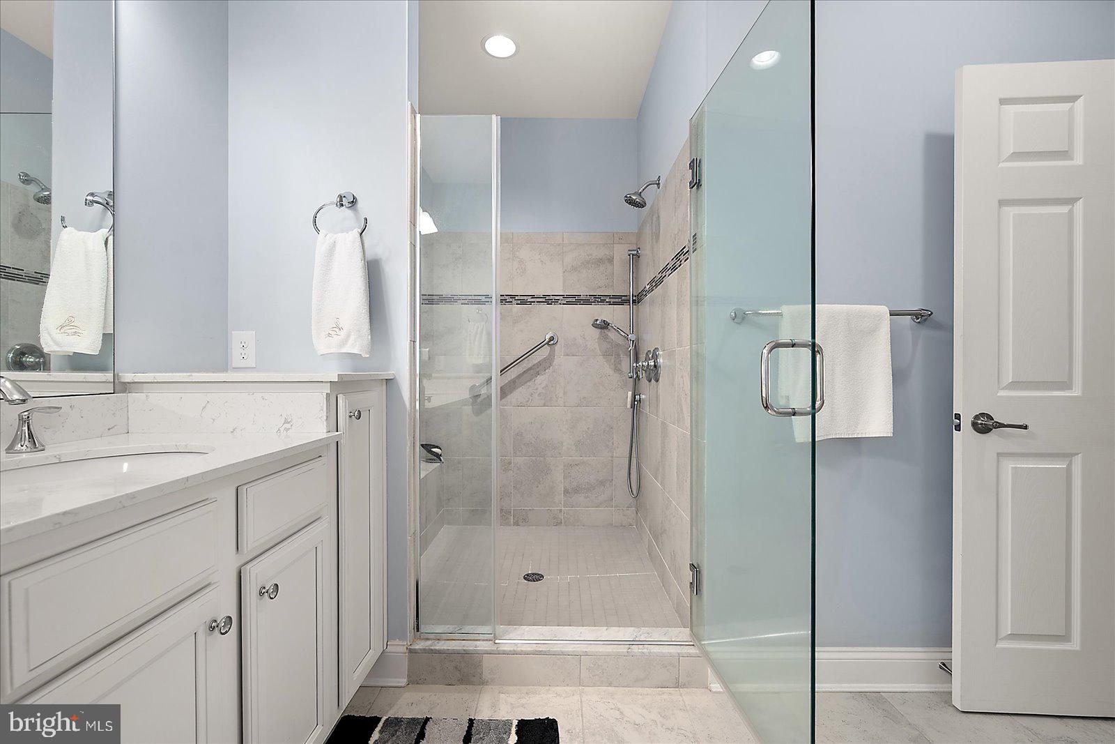 30361 SEA WATCH WALK