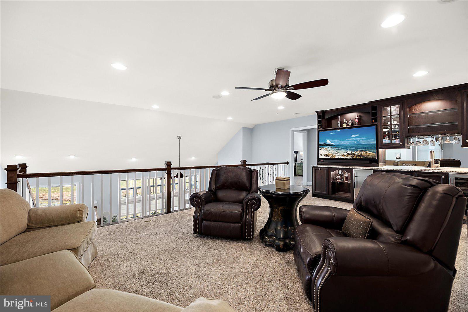 30361 SEA WATCH WALK