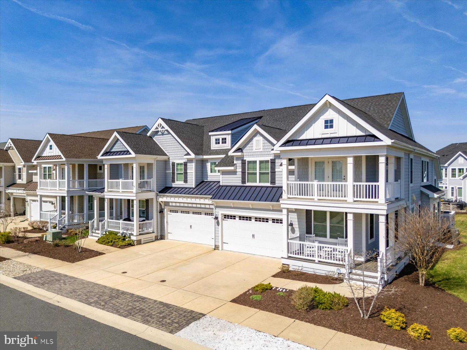 30361 SEA WATCH WALK