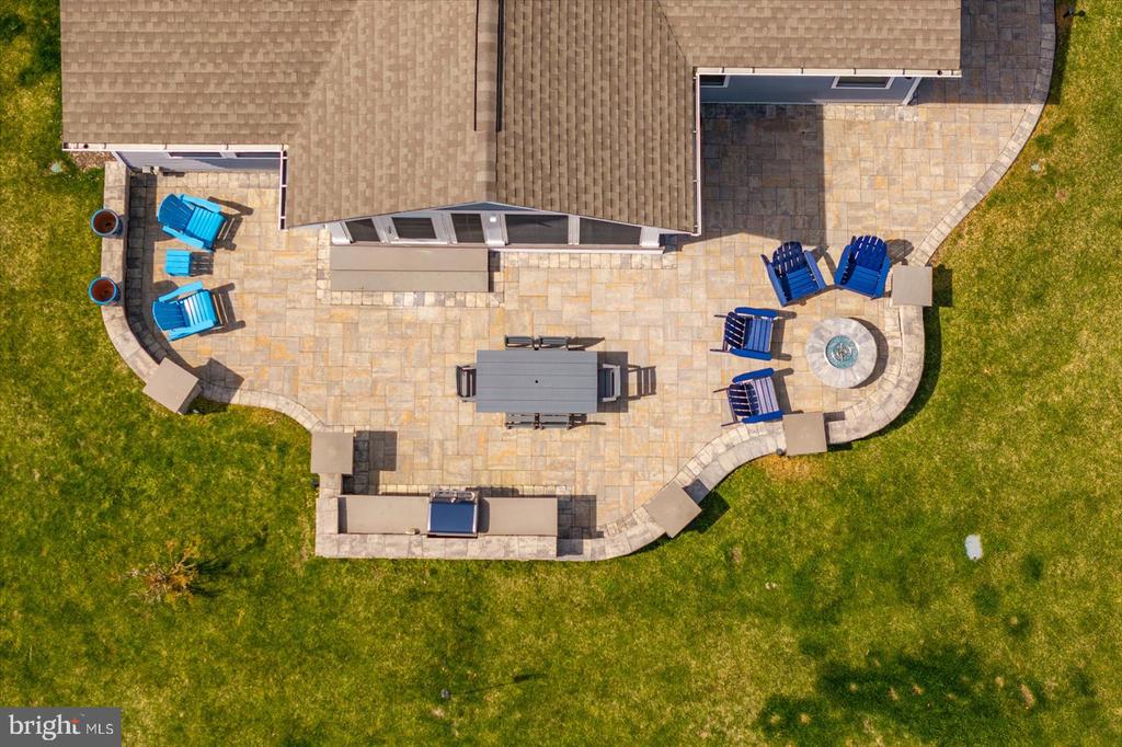 23054 BUTTERFLY COURT