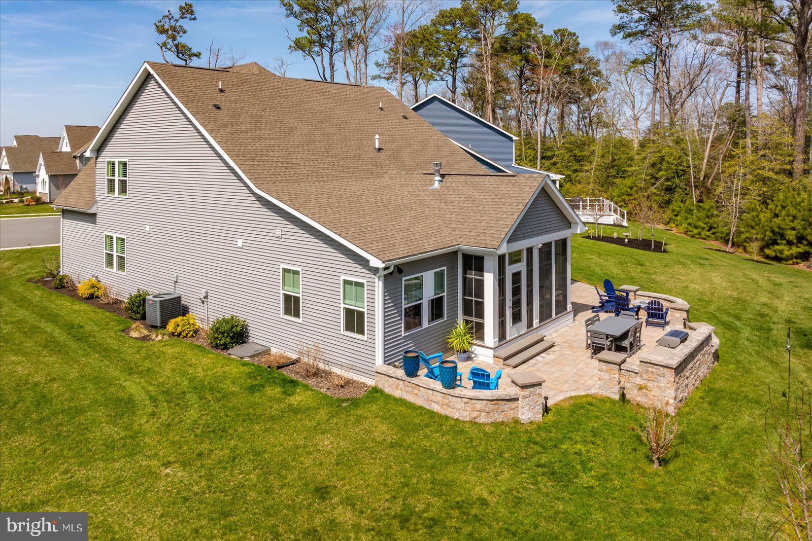 23054 BUTTERFLY COURT