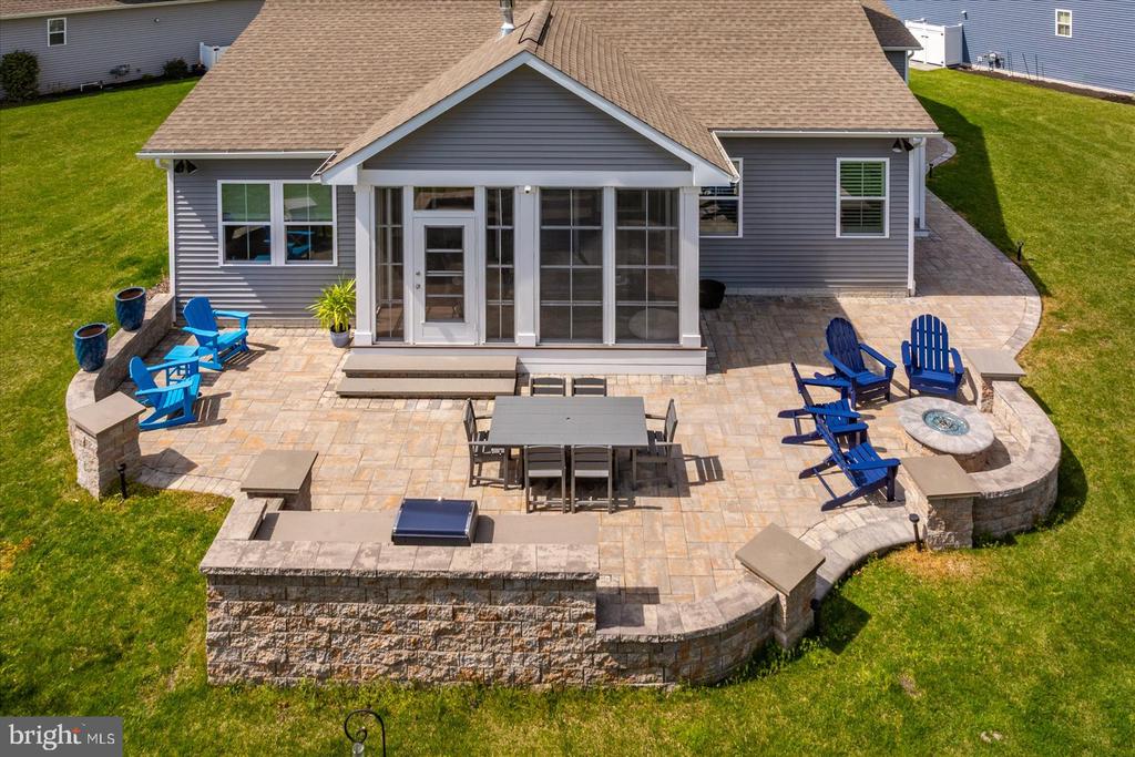 23054 BUTTERFLY COURT