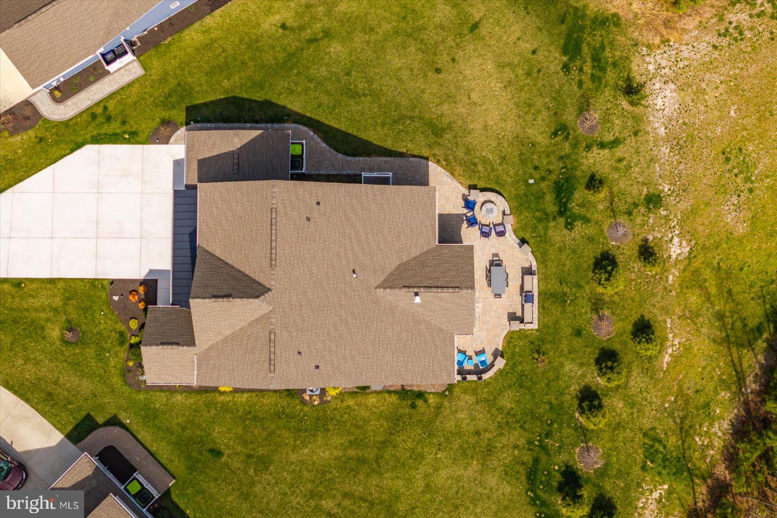 23054 BUTTERFLY COURT