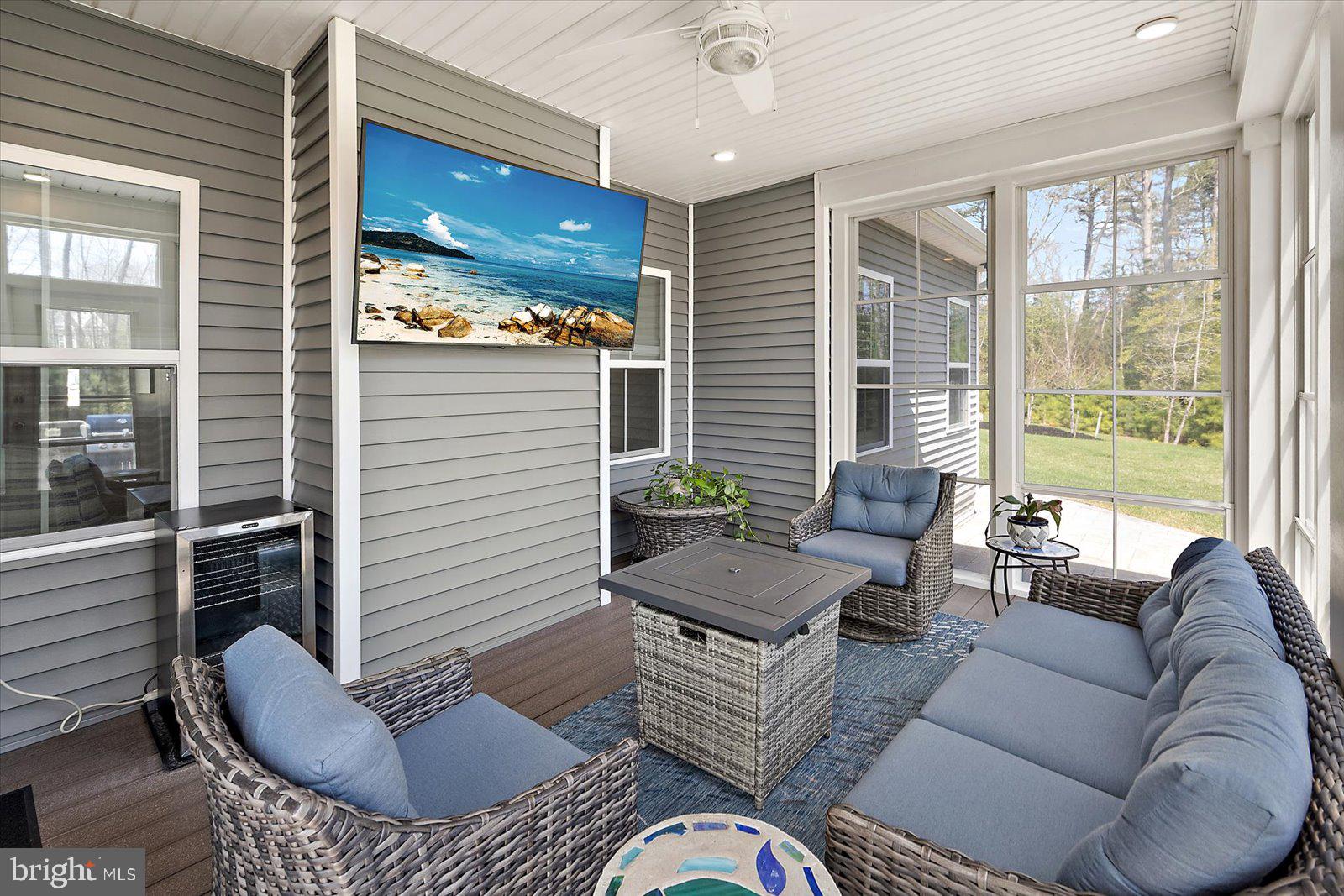 23054 BUTTERFLY COURT